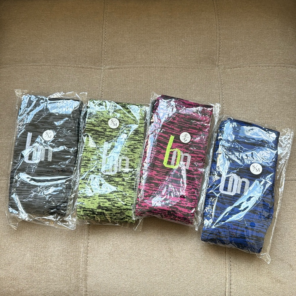 Compresible socks